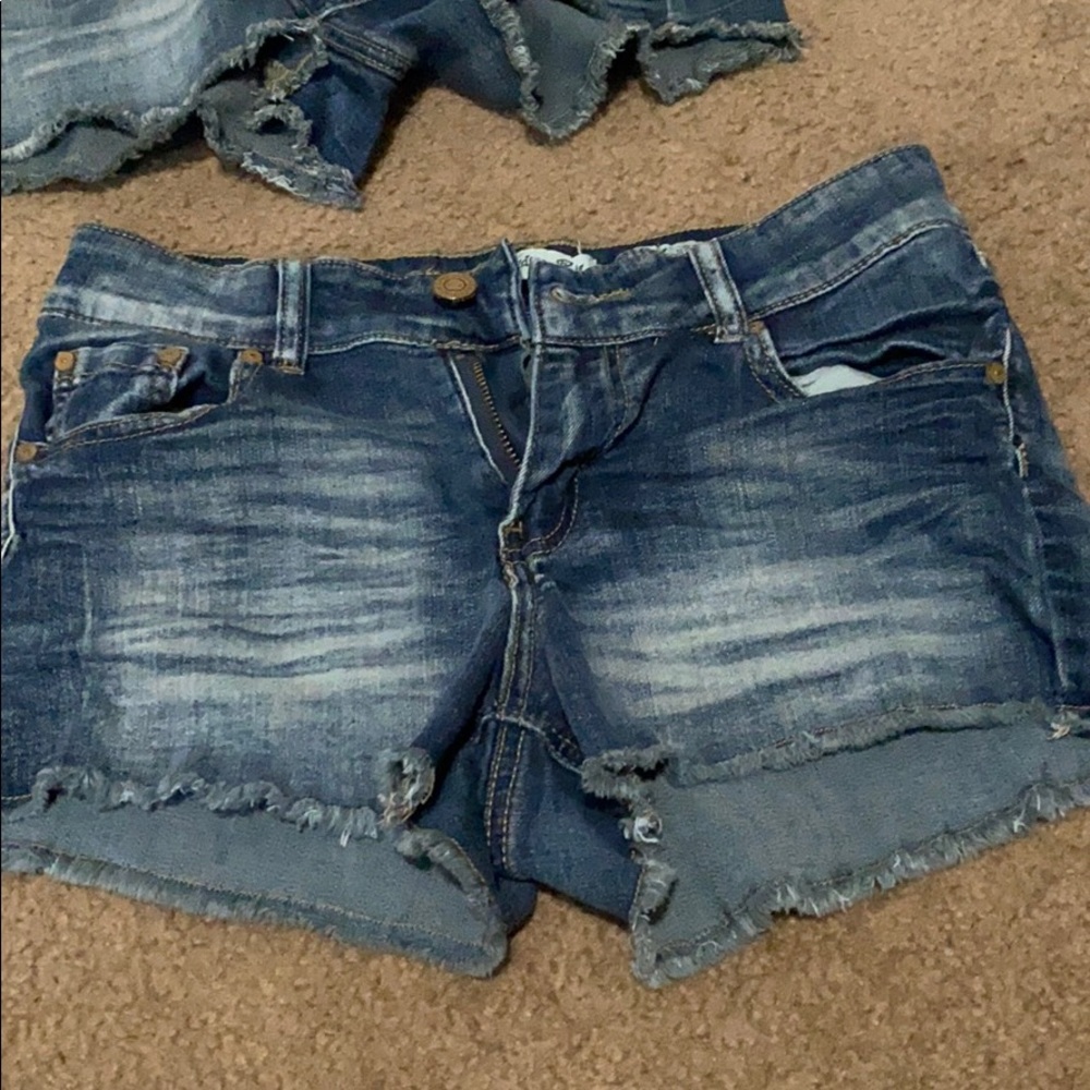 Mid rise shorts